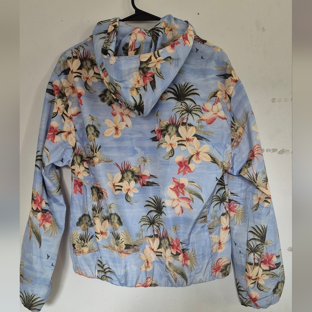 Forever 21 Tropical Print Bomber Jacket - Picture 3 of 12
